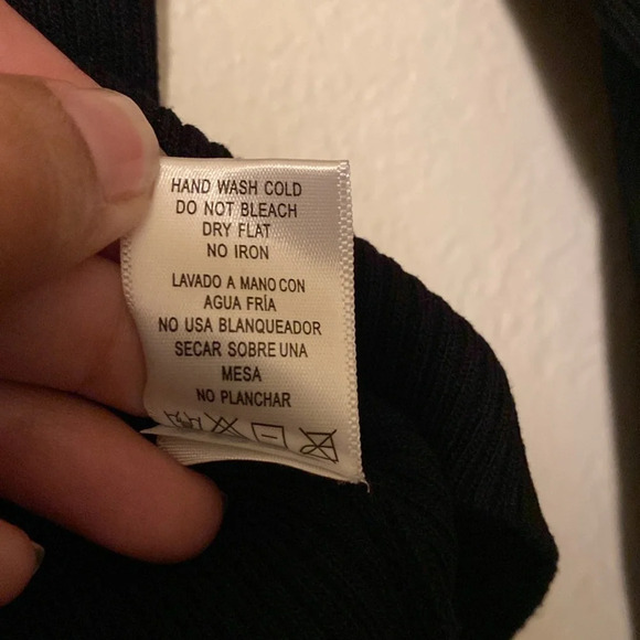 NWOT Love Tree Crop Long Sleeve Top - Picture 4 of 4